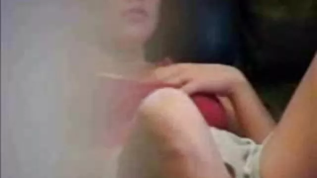 สกปรก สี่คน กับ ร่าน bosomy และ หนัง อา ร์ วีดีโอ ไบเซ็กชวล นอกลู่นอกทาง พวก