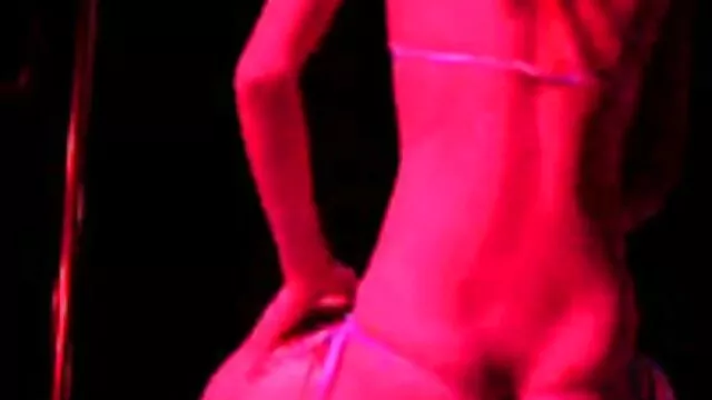 เซ็กซี่ Russian วีดีโอ โปั Slut Olga Winter Fucks แฟนของเธอในคฤหาสน์ของเขา